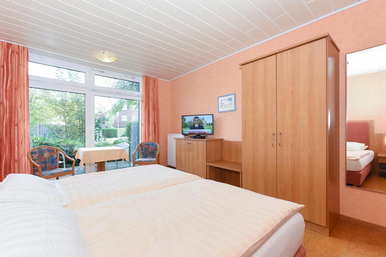 Hotel-Pension Altes Siel ベンサージール エクステリア 写真
