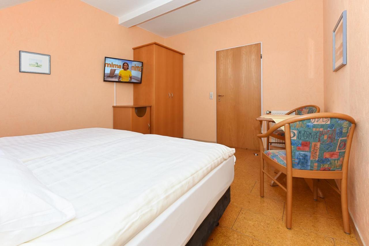 Hotel-Pension Altes Siel ベンサージール エクステリア 写真