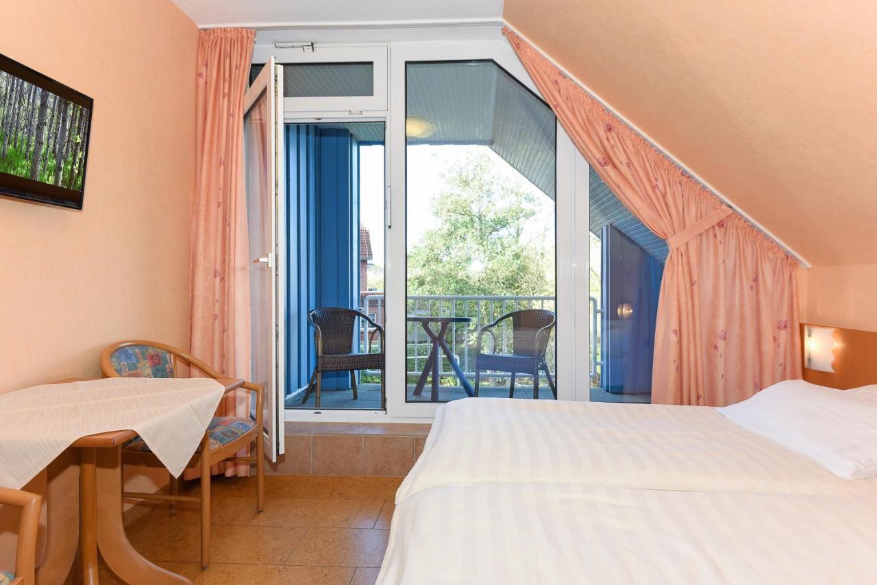 Hotel-Pension Altes Siel ベンサージール エクステリア 写真
